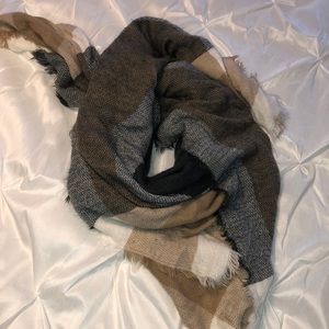 Blanket scarf